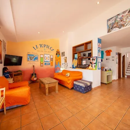 Vandrerhjem La Tortuga Costa Adeje (Tenerife)